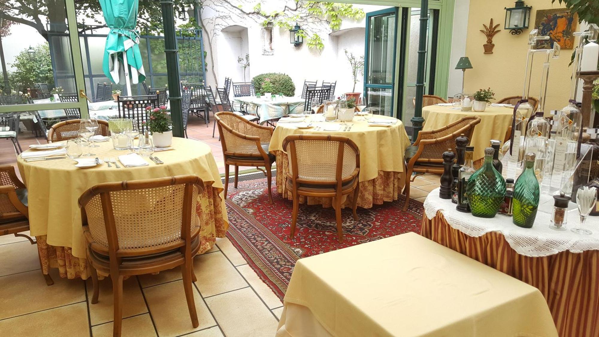 Landhotel Jagdhof Guntramsdorf Εξωτερικό φωτογραφία