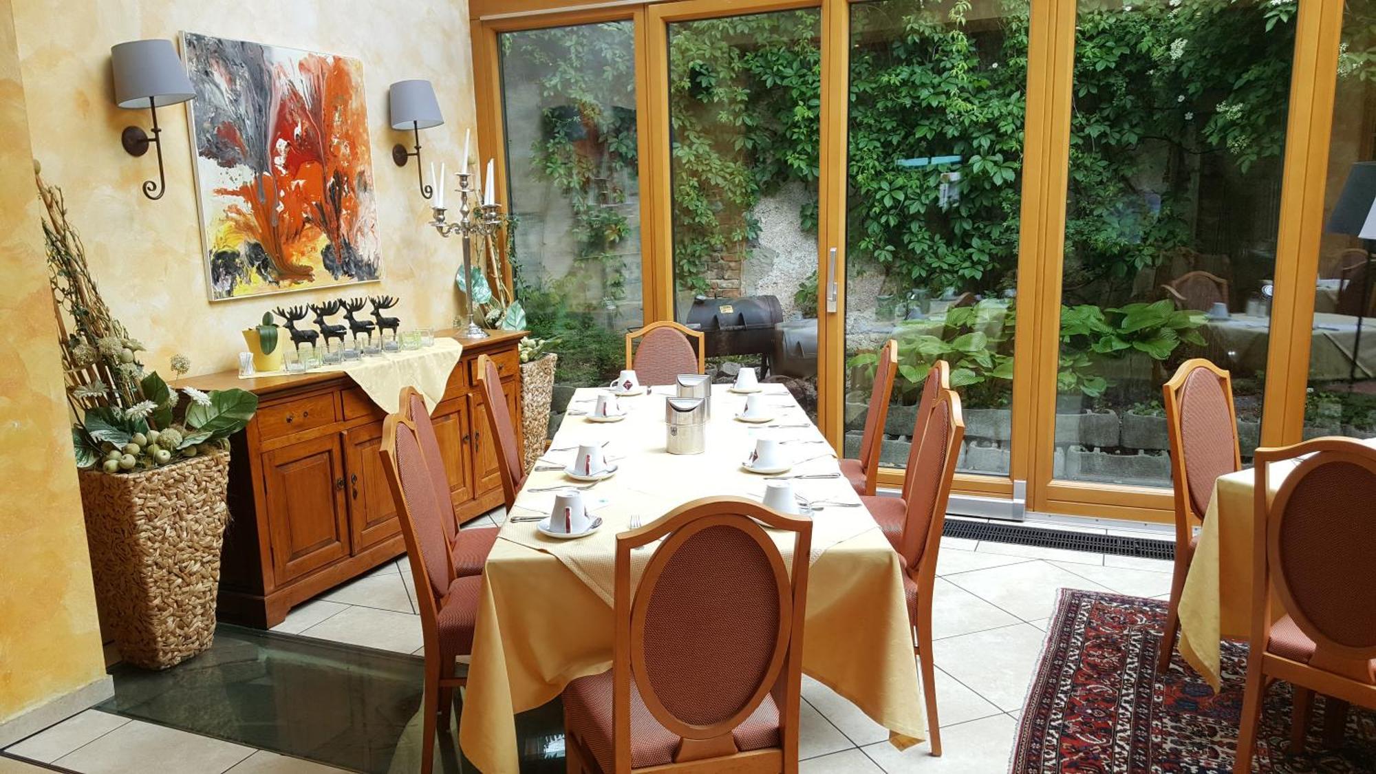 Landhotel Jagdhof Guntramsdorf Εξωτερικό φωτογραφία