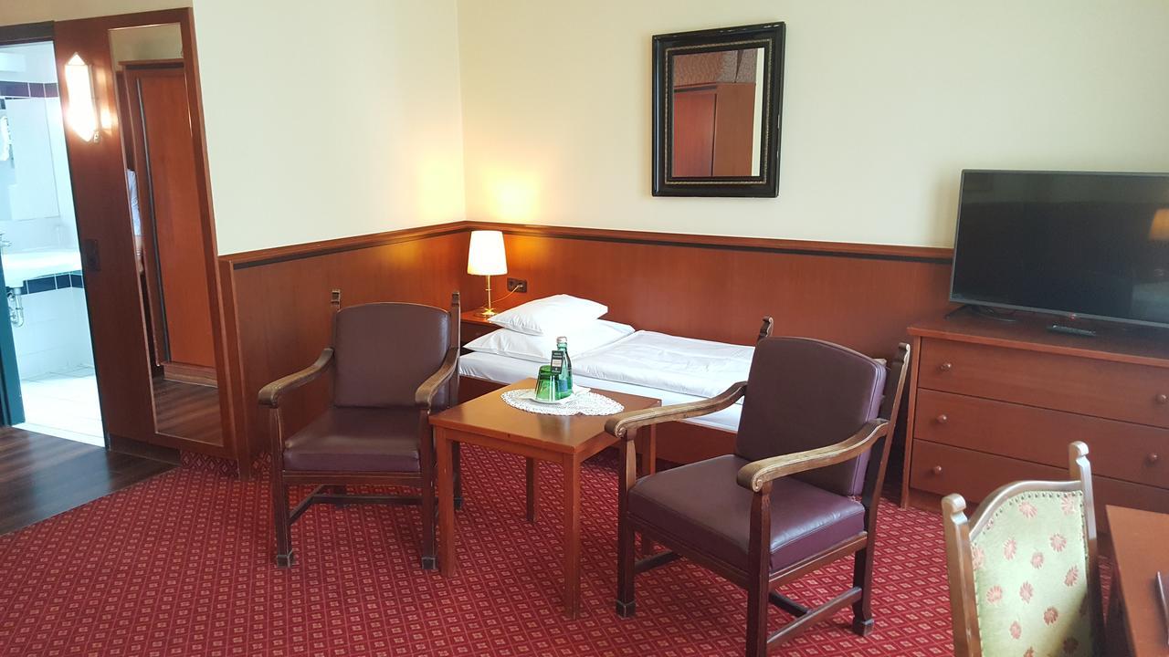 Landhotel Jagdhof Guntramsdorf Εξωτερικό φωτογραφία